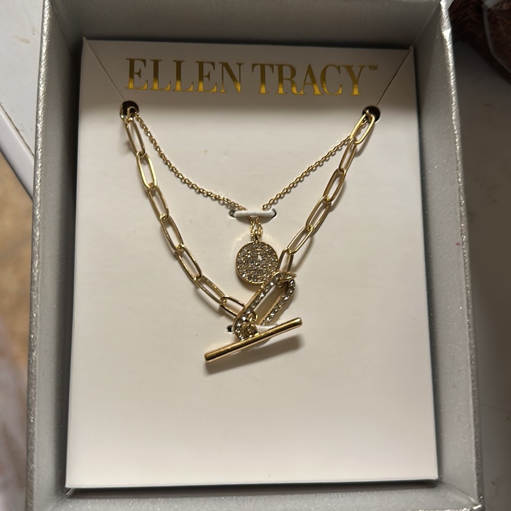 Ellen Tracy gold tone necklace